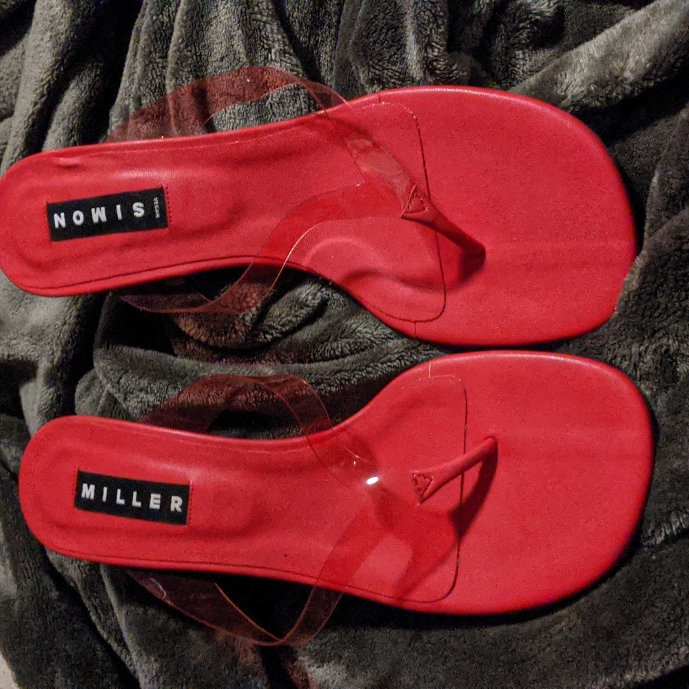 NWOT Simon Miller Beep Red Thongs Sandals